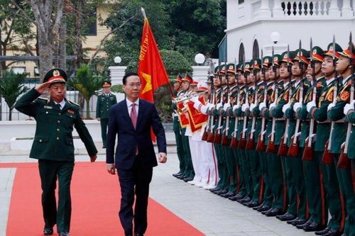 Chủ tịch nước kiểm tra công tác huấn luyện tại Binh chủng Đặc công