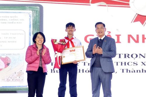 Trao giải cuộc thi 'Tìm hiểu kiến thức về Phòng, chống tác hại của thuốc lá' dành cho thiếu nhi năm 2023