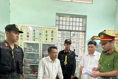Bắt tạm giam đối tượng gây rối trật tự công cộng trước trụ sở các cơ quan nhà nước