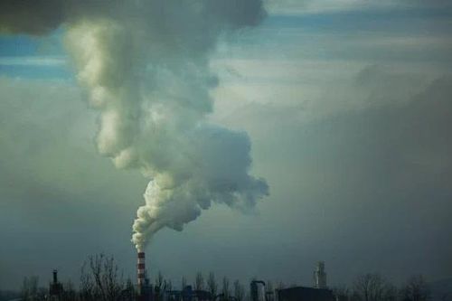 Anh dự kiến áp thuế carbon đối với hàng hóa nhập khẩu vào năm 2027