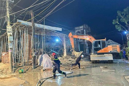 Tìm thấy công nhân bị mắc kẹt trong vụ sập giàn giáo ở Thanh Hóa