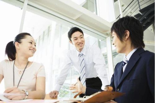 Bị đồng nghiệp tẩy chay thì đây sẽ là 7 cách giúp chị em công sở vẫn vượt lên tỏa sáng