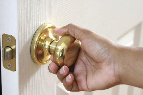 Chị em chú ý: 6 nơi bẩn nhất trong nhà không ngờ tới có thể là nơi trú ẩn cho virus
