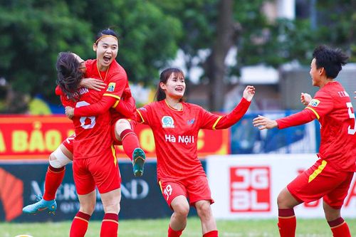 Đội nữ Hà Nội I độc chiếm ngôi đầu