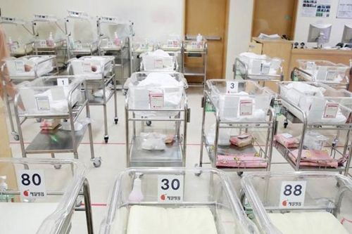 Hàn Quốc: Tỷ lệ sinh thấp, khả năng đến năm 2072, một nửa dân số sẽ trên 65 tuổi