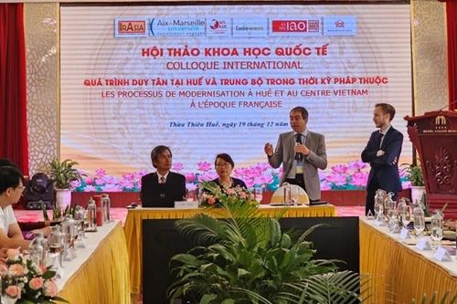 Làm rõ quá trình giao lưu tiếp xúc văn hóa Pháp - Việt trong phong trào Duy Tân