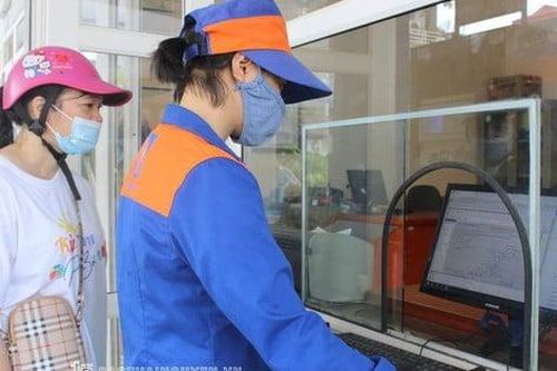 Thủ tướng: Thực hiện nghiêm hóa đơn điện tử với xăng dầu, dịch vụ ăn uống