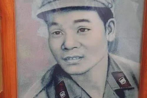Đón hài cốt Liệt sỹ Đặng Minh Thoa về quê hương