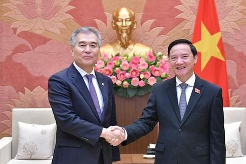 Phó Chủ tịch Quốc hội Nguyễn Khắc Định tiếp Đoàn đại biểu Hội đồng thành phố Seoul, Hàn Quốc