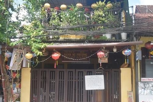 Đang trong thời gian đình chỉ, bánh mì Phượng lại 'mở cửa' thử nghiệm?