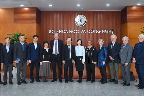 Các nhà khoa học tham dự VinFuture: Sẵn sàng hợp tác thúc đẩy KHCN tại Việt Nam