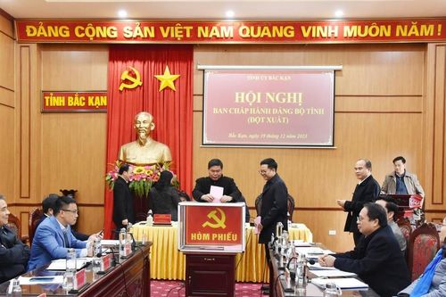 Bắc Kạn: Không lấy phiếu tín nhiệm Chủ tịch Ủy ban MTTQ Việt Nam tỉnh