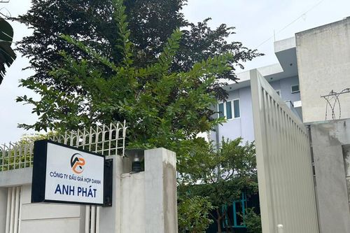 Thanh Hóa: Sắp hết hạn, nhiều doanh nghiệp vẫn chưa mua được hồ sơ tham gia đấu giá