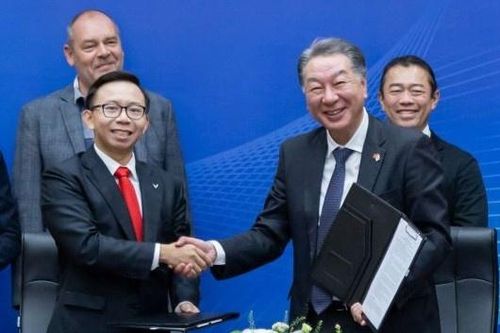'Cậu ấm cô chiêu' nay là sếp doanh nghiệp gia đình, chủ công ty riêng