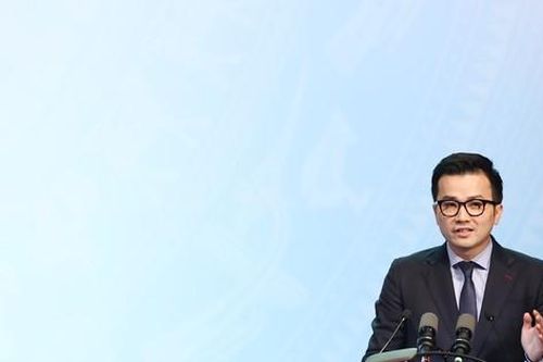 GS. TS Trần Xuân Bách: Học tập, sáng tạo, nghiên cứu khoa học là nhiệm vụ hàng đầu của sinh viên