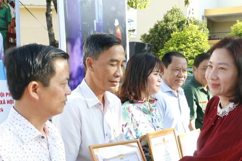 Huyện Củ Chi huy động mọi nguồn lực chăm lo Tết Nguyên đán cho người dân