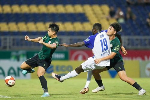 Vòng 7 V-League, CLB TPHCM - SLNA: Chia điểm? (19g15, ngày 22-12)