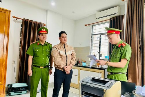 Huy động gửi tiền tiết kiệm rồi chiếm đoạt gần 200 tỷ đồng của dân