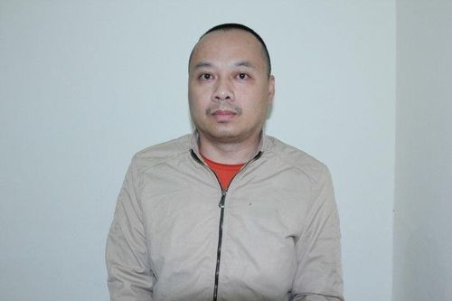 Bắt đối tượng lừa 'xin việc, chuyển trường' để chiếm đoạt tiền