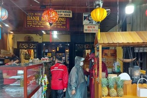 Khách hàng ngộ độc kiện bánh mì Phượng Hội An, đòi bồi thường hơn 170 triệu đồng