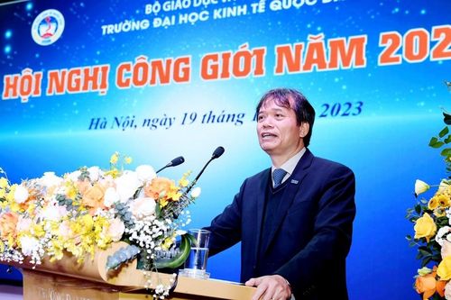 Hiệu trưởng nói điều doanh nghiệp hỗ trợ còn quan trọng hơn cả nguồn tài chính
