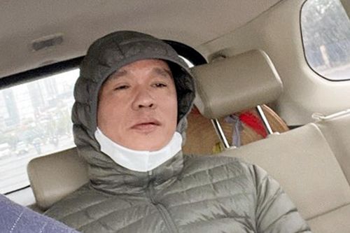 Bắt đối tượng chém người ngồi quán nước ở Hà Nội
