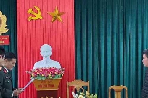 Báo 'chốt' CSGT trên mạng xã hội, 2 đối tượng bị phạt 10 triệu đồng