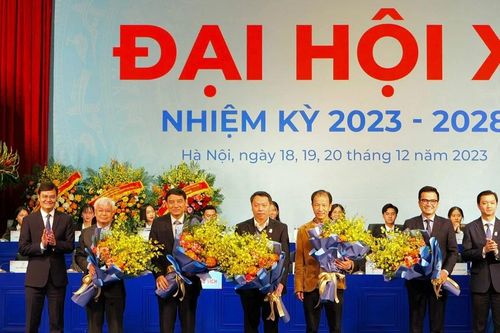 Ra mắt Hội đồng Tư vấn, đồng hành với sinh viên giai đoạn 2018-2023