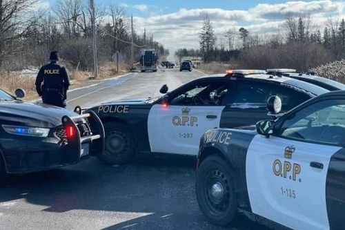 Canada: Tai nạn liên quan đến xe buýt chở học sinh, hai người thiệt mạng