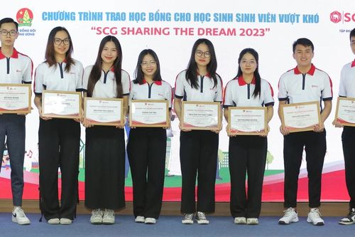 Trao 200 suất học bổng SCG Sharing The Dream cho học sinh, sinh viên khó khăn