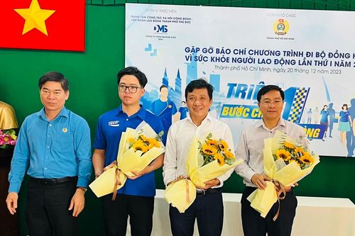 TP Hồ Chi Minh: 10.000 người đi bộ đồng hành vì người lao động