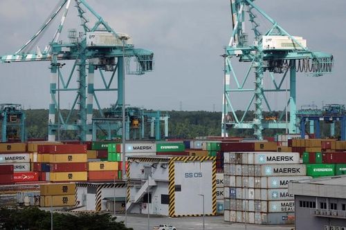 Malaysia cấm tàu mang cờ Israel cập cảng