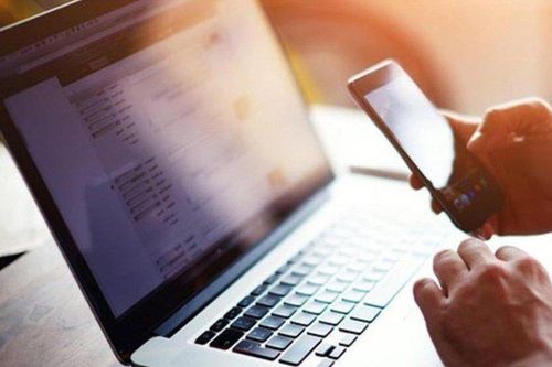 Nam thanh niên bỗng được người lạ chuyển khoản 260 triệu đồng