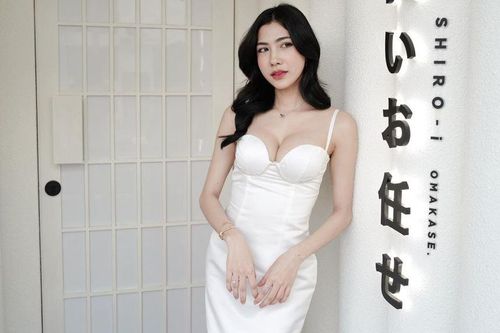 'Nổ mắt' trước đường cong của hot girl số 1 Thái Lan