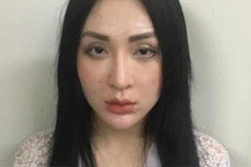 Cô gái 'chơi đêm, ngủ ngày' bị bắt giữ, biết lý do ai cũng giật mình