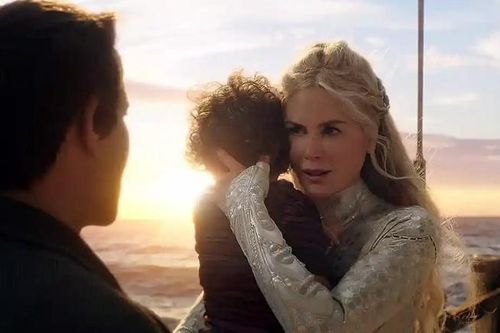 Nicole Kidman đẹp rạng ngời ở tuổi 56 trong phim mới