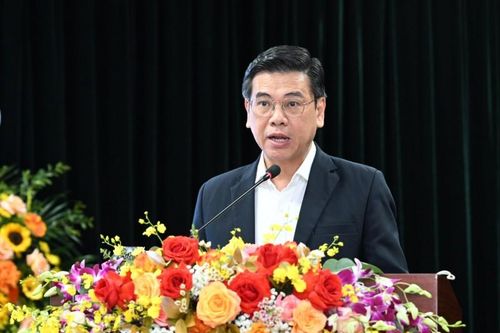 TP. Hồ Chí Minh nỗ lực triển khai các giải pháp điều hành trong lĩnh vực công nghiệp và thương mại