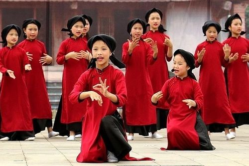 Làm gì để khai thác 'mỏ vàng' các ngành công nghiệp văn hóa?