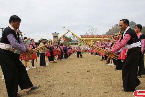 Bảo tồn giá trị văn hóa truyền thống gắn với phát triển du lịch