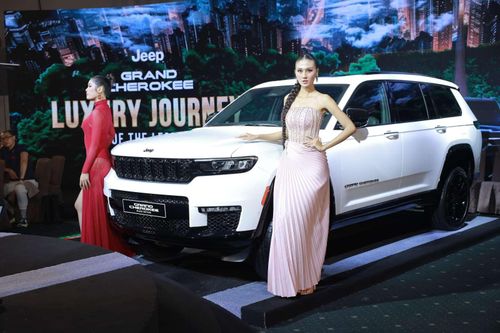 Jeep Grand Cherokee L phiên bản giới hạn ra mắt tại Việt Nam