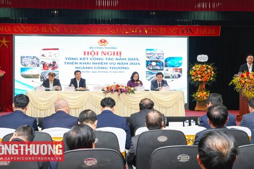Tìm động lực thúc đẩy phát triển mới cho ngành Công Thương năm 2024