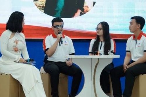200 suất học bổng SCG Sharing The Dream dành cho học sinh, sinh viên đã được trao