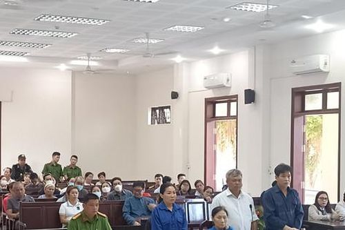 Đồng Nai: Tuyên phạt cặp vợ chồng lừa 400 người từ 17-20 năm tù