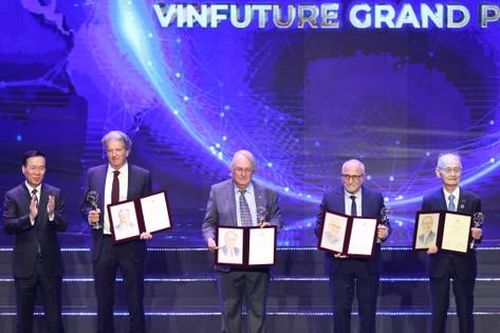 Chủ tịch nước Võ Văn Thưởng dự Lễ trao Giải thưởng VinFuture 2023