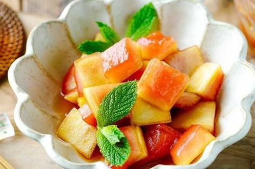 Mua dưa hấu về ăn đừng vội vứt vỏ đi, mang làm món này giúp giải nhiệt, thải độc da hiệu quả ngày Tết