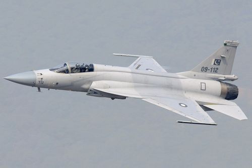 Thổ Nhĩ Kỳ dọa mua tiêm kích JF-17 Trung Quốc nếu Mỹ không chịu bán F-16 bản nâng cấp