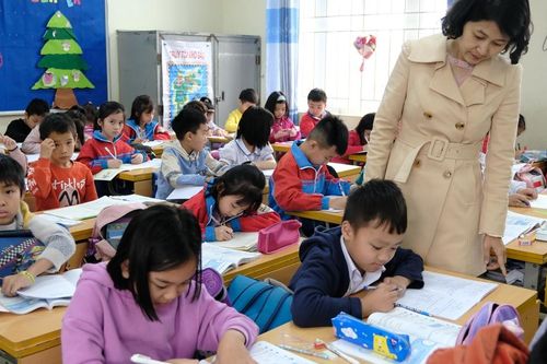 Bỏ thi thăng hạng viên chức: Giảm áp lực, tiết kiệm chi phí xã hội