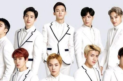 EXO: Đằng sau nụ cười là những đau đớn không nói nên lời