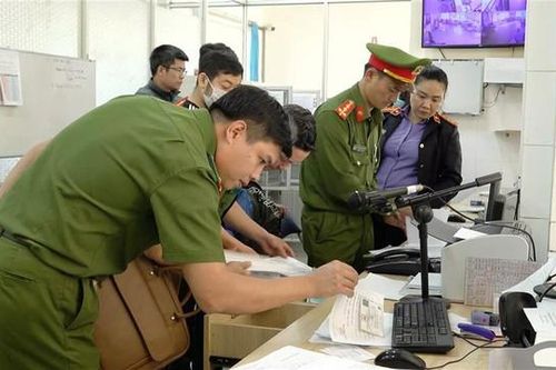 Khởi tố Bác sĩ và nhân viên Bệnh viện Đa khoa tỉnh