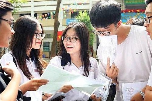 Thí sinh có Chứng chỉ Tiếng Anh nào do Việt Nam cấp sẽ được miễn thi môn ngoại ngữ tốt nghiệp THPT?